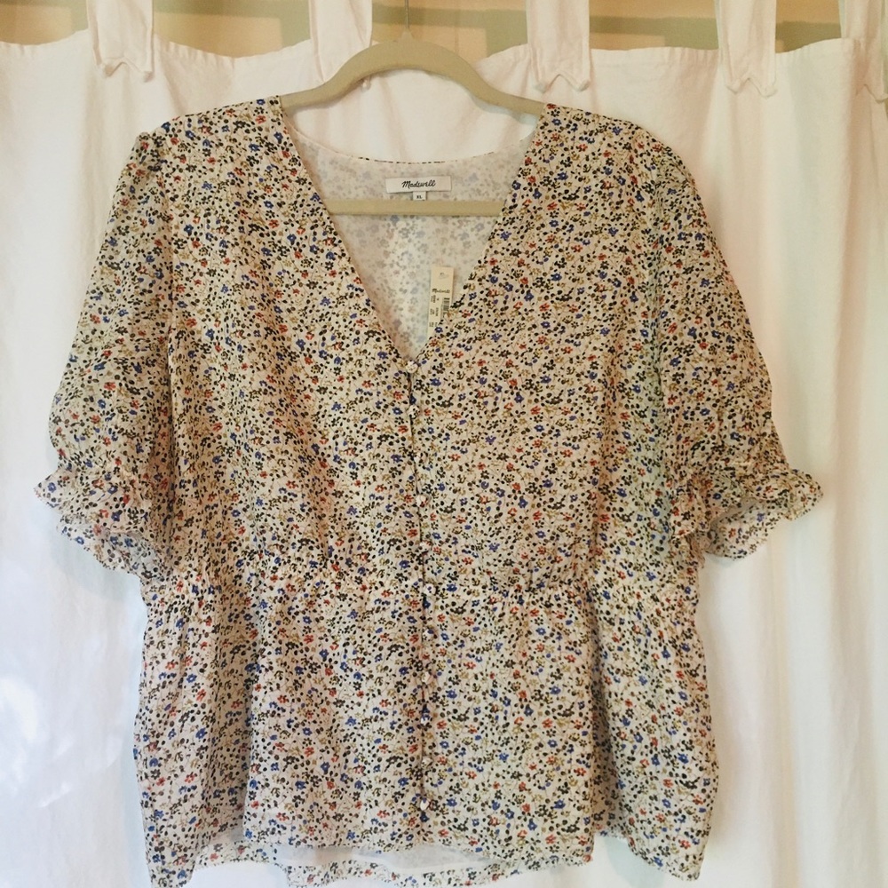 Silk V-Neck Peplum Popover Top in Fieldwalk Floral